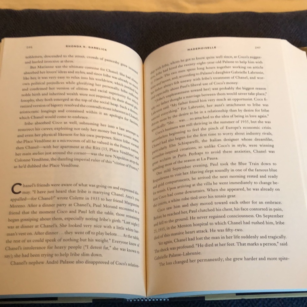 Coco Chanel Book - Picture 6 of 7